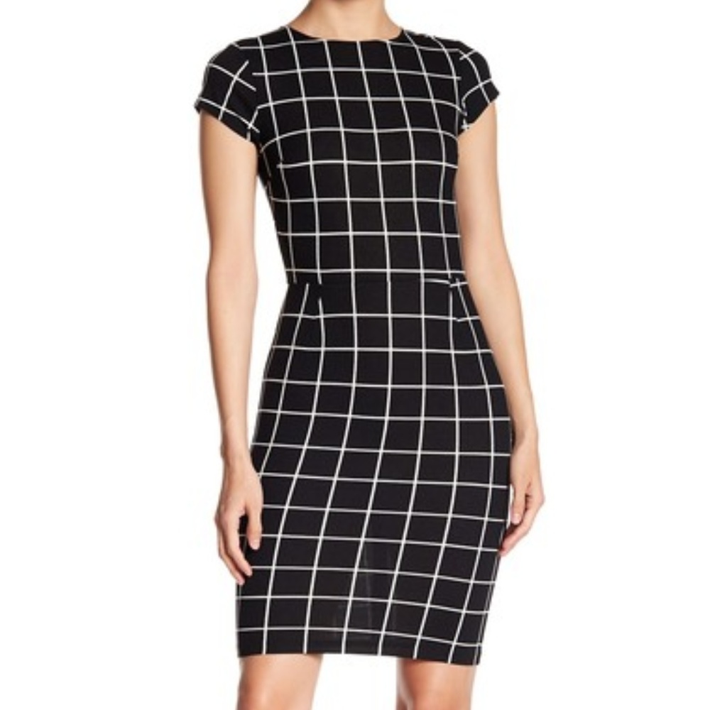Love...Ady Cap Sleeve Houndstooth Dress